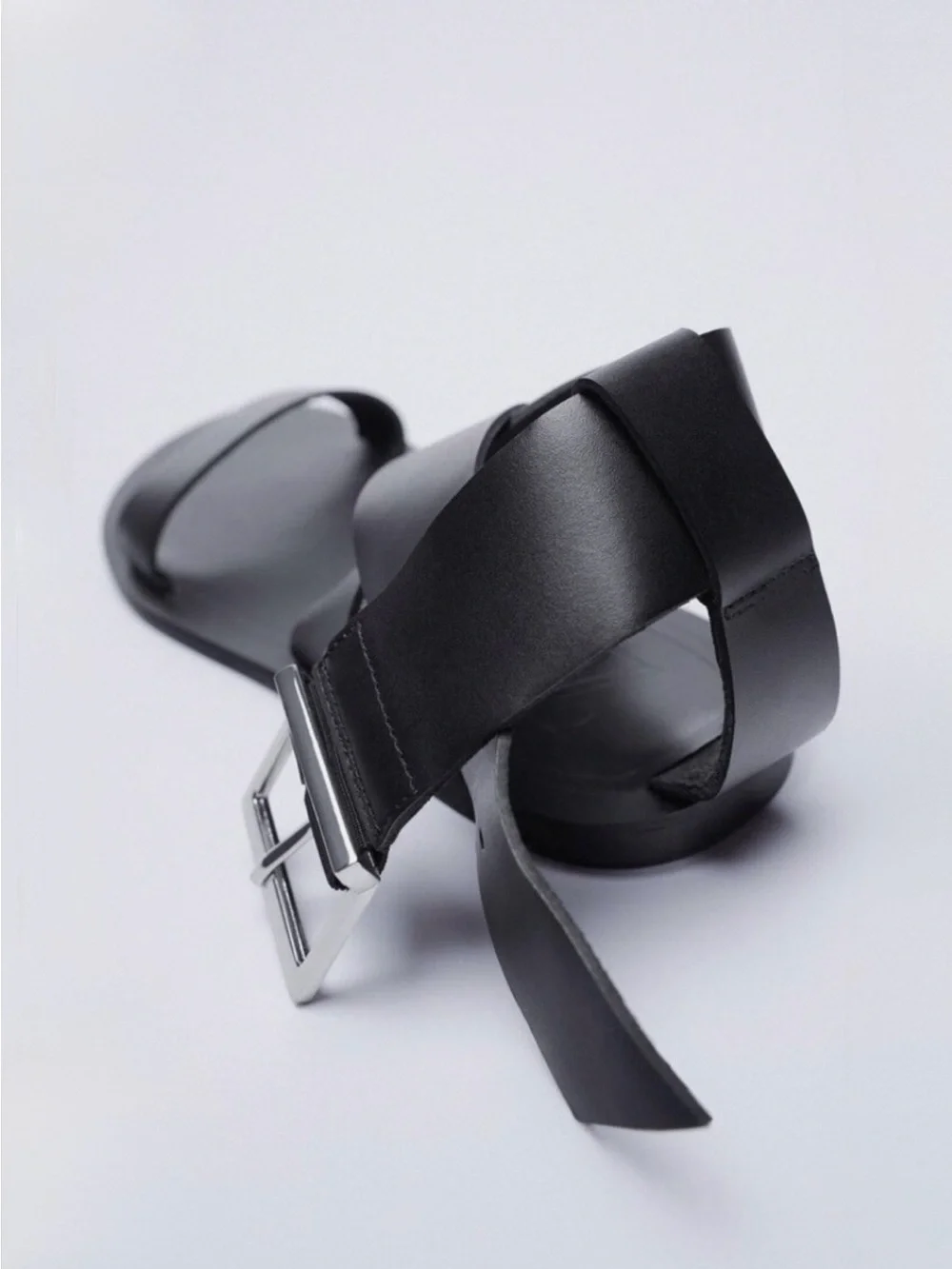 Zara EUC Black Leather Ankle-Strap Flat Sandals Sz: US 7| Minimalist, Chic - Picture 5 of 16